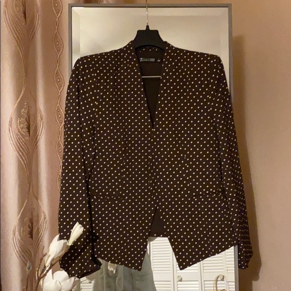 Suite - Picture 5 of 7